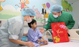 Thứ trưởng Thường trực Vũ Mạnh Hà thăm, chúc Tết, kiểm tra công tác khám chữa bệnh tại Bệnh viện Nhi và Mắt TW