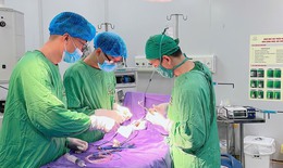 Cứu sống bé trai sơ sinh 27 ngày tuổi bị tắc tá tràng bẩm sinh