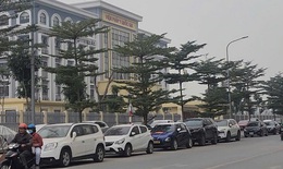 Chung cư Gelexia và Viện Pháp y Quốc gia bị 'bủa vây' bởi bãi xe không phép