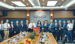 Bộ trưởng Bộ Y tế thăm, chúc Tết Bệnh viện Đại học Y Dược TPHCM, ghi nhận nhiều điểm sáng trong phát triển chuyên sâu