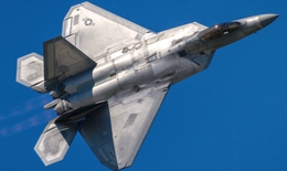 Mỹ triển khai thêm 'vua không chiến' F-22 Raptor áp sát Iran