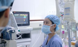 Phòng mổ sáng đèn suốt Tết Bính Ngọ, các bác sĩ thực hiện hơn 22.000 ca phẫu thuật 