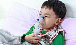 Viêm phổi ở trẻ có lây không? Dấu hiệu cha mẹ cần biết