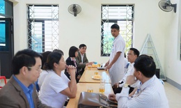 Giám đốc Sở Y tế Điện Biên kiểm tra trực cấp cứu, phòng dịch dịp Tết