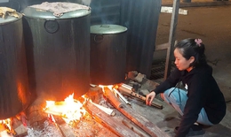 Người Hà Nội 'giữ Tết' bằng nồi bánh chưng đỏ lửa