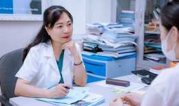 Hơn 10 năm vô sinh, cặp vợ chồng vỡ òa hạnh phúc khi đón con gái đầu lòng