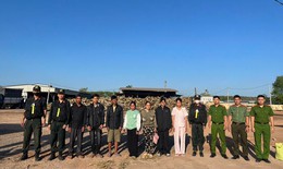 Trục xuất 7 người nước ngoài nhập cảnh lao động trái phép