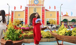 Người dân, du khách thích thú trước diện mạo mới của chợ Bến Thành