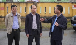 Lắp camera giám sát, ngăn đổ trộm rác ở khu quy hoạch Đại học Huế