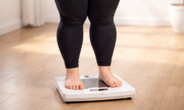 Tăng cân không chỉ là chuyện ăn uống: Hệ lụy từ cách nhìn sai lầm