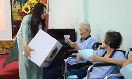 Thùng phiếu lưu động giúp người yếu thế không bị bỏ lại trong ngày hội bầu cử