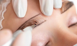 Từ 15/3, người làm dịch vụ phun xăm phải đảm bảo các điều kiện nào để không bị phạt?