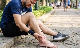 Bài tập 5 phút giúp tăng cường sức mạnh cho bàn chân