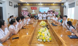 Thưởng nóng kíp cấp cứu cứu sống bé 37 tháng tuổi ngừng tuần hoàn do đuối nước