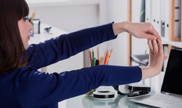 Suy giảm miễn dịch do lối sống ít vận động cần làm gì?