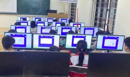 Từ vụ gian lận thi trực tuyến, đừng để người lớn 'cầm tay' dạy trẻ gian dối