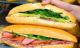 Bộ Y tế: Truy xuất nguồn gốc thực phẩm khiến hàng chục người nhập viện sau ăn bánh mì ở Quảng Ngãi