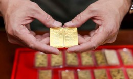 Giá vàng biến động mạnh theo tin chiến sự Trung Đông, nhà đầu tư nên làm gì?