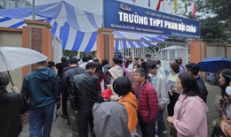 Hà Nội: Yêu cầu Trường THPT Phan Bội Châu dừng, hoàn trả phí ghi danh