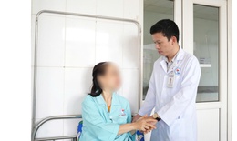 Phẫu thuật khẩn cứu người phụ nữ mất máu âm thầm suốt 2 tháng