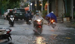 Các tỉnh thành nhanh chóng chủ động ứng phó giảm thiểu thiệt hại do dông lốc, mưa đá