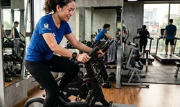 Đạp xe tại chỗ hay đi bộ giúp giảm cân tốt hơn?