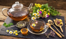 Vì sao trà thảo dược không thể thay thế được nước lọc?