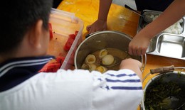 Lấp khoảng trống giám sát sau vụ 300 tấn thịt lợn bệnh tuồn vào trường học