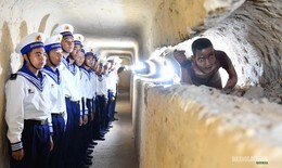 Chiến sĩ mới Vùng 5 Hải quân về nguồn