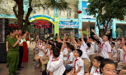 Hải Phòng phối hợp Học viện Cảnh sát nhân dân tuyên truyền vệ sinh môi trường, an toàn thực phẩm cho học sinh