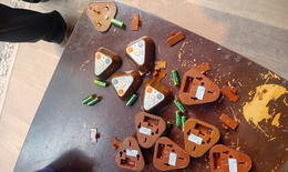 Cục Tần số vô tuyến điện nói gì về vụ nút bấm gọi đồ quán cà phê ở Hà Nội gây tê liệt chìa khóa thông minh 