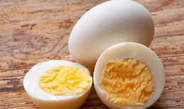 Chuyên gia dinh dưỡng chỉ ra 4 nhóm người cần thận trọng khi ăn trứng