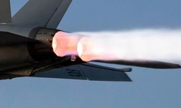 Mỹ bất ngờ chuyển giao công nghệ động cơ máy bay chiến đấu cho Ấn Độ