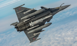 Tiêm kích hạt nhân Pháp áp sát Nga