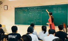 Học sinh lớp 12 tận dụng kỳ nghỉ lễ để 'tăng tốc'