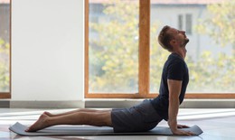 4 tư thế yoga tốt cho cân bằng nội tiết tố nam