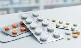 Axit uric đã về ngưỡng bình thường: Bệnh nhân gout có được tự ý dừng thuốc?