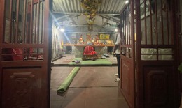 Tạm giữ đối tượng lợi dụng giải bùa 'Tứ Phủ' tại điện thờ để hiếp dâm
