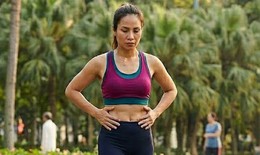 5 bài tập đi bộ giảm mỡ bụng tốt hơn tập gym sau tuổi 50