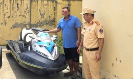 Xử phạt hàng loạt phương tiện mô tô nước vi phạm