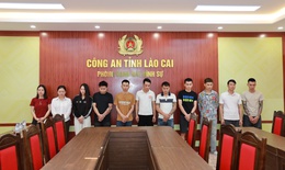 Bắt 11 đối tượng lừa đảo bằng trò 'đổ thạch' online