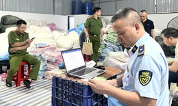 Hàng chục nghìn gói băng vệ sinh giả thương hiệu nổi tiếng bán ra thị trường