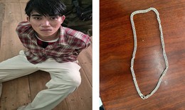 Bắt giữ Nguyễn Huệ giật dây chuyền của học sinh lớp 4 trước cổng trường