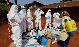 Dịch Ebola: WHO đề xuất thử nghiệm vaccine và thuốc điều trị mới