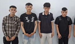 Khởi tố, bắt tạm giam 4 thanh niên dùng dao, vỏ chai bia đánh người gây thương tích