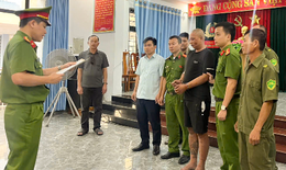 Lời khai của kẻ xông vào trụ sở chém đứt chân cán bộ công an