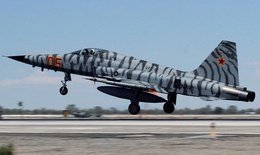 Vì sao Hải quân Mỹ buộc phải cho loạt tiêm kích F-5 Tiger II 'về hưu'?