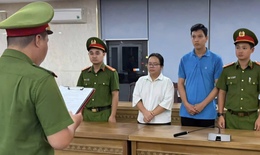 Khởi tố 3 đối tượng kinh doanh sách điện tử trái phép