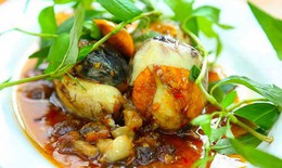 Những thực phẩm nên và không nên ăn cùng trứng vịt lộn