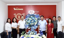 Thứ trưởng Bộ Y tế Đỗ Xuân Tuyên chúc mừng Báo Tiền Phong nhân dịp 101 năm Ngày Báo chí Cách mạng Việt Nam